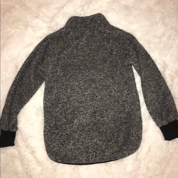 Button up pullover - Picture 2 of 2